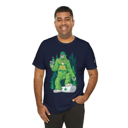 Bigfoot HIGH ROLLER Halloween Cannabis Forest T-Shirt - Premium Sasquatch Lifestyle Legend 420 Apparel