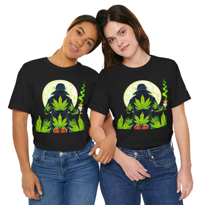 Luxury Gothic Cannabis Vampire T-Shirt - Premium Dark HIGH ROLLER Streetwear - Elevated Nocturnal 420 Fashion