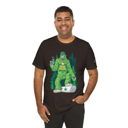 Bigfoot HIGH ROLLER Halloween Cannabis Forest T-Shirt - Premium Sasquatch Lifestyle Legend 420 Apparel