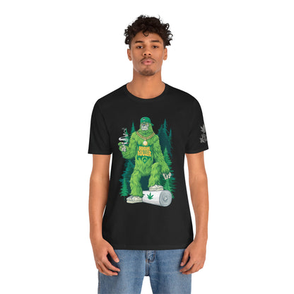 Bigfoot HIGH ROLLER Halloween Cannabis Forest T-Shirt - Premium Sasquatch Lifestyle Legend 420 Apparel