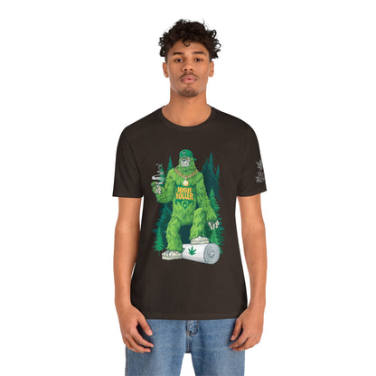 Bigfoot HIGH ROLLER Halloween Cannabis Forest T-Shirt - Premium Sasquatch Lifestyle Legend 420 Apparel